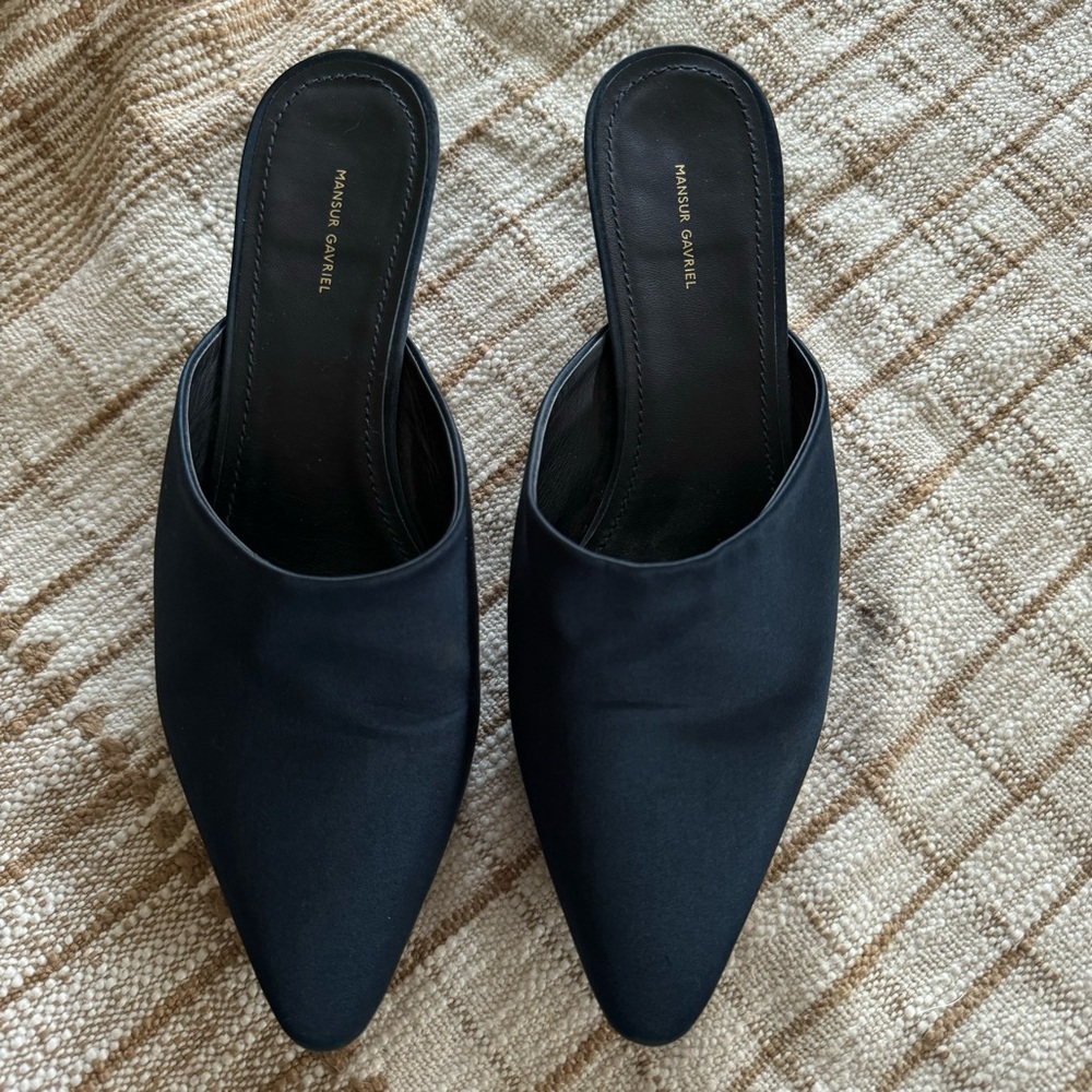 Mansur Gavriel Black Pointed Mule